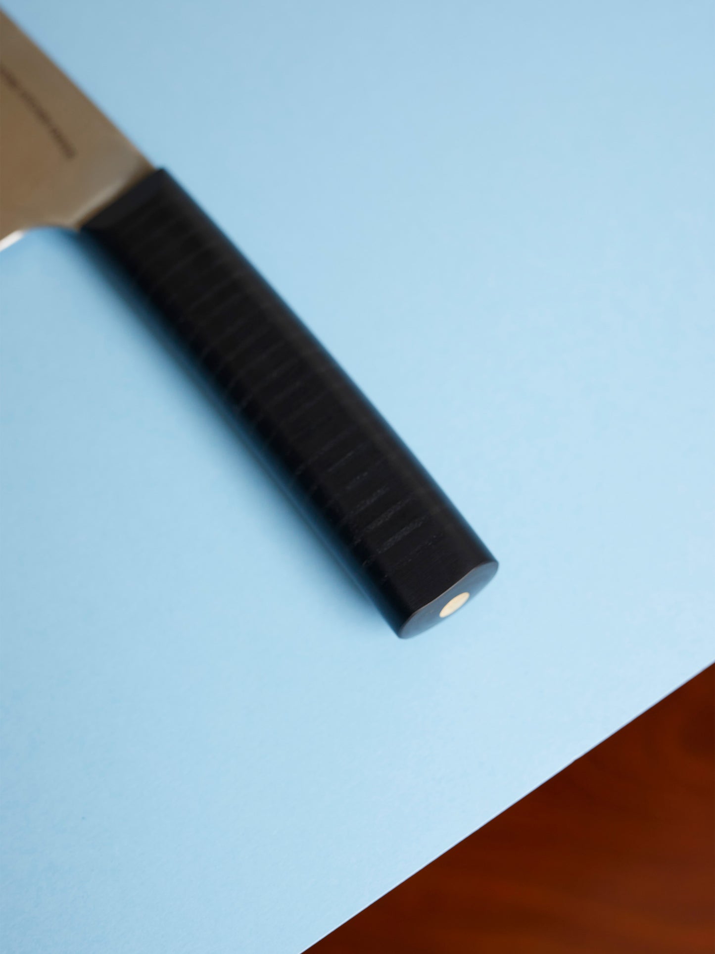 Handcrafted in Barcelona, this chef knife blends high-carbon steel and stacked handle for balance, control, and precision. Perfect for daily prep.