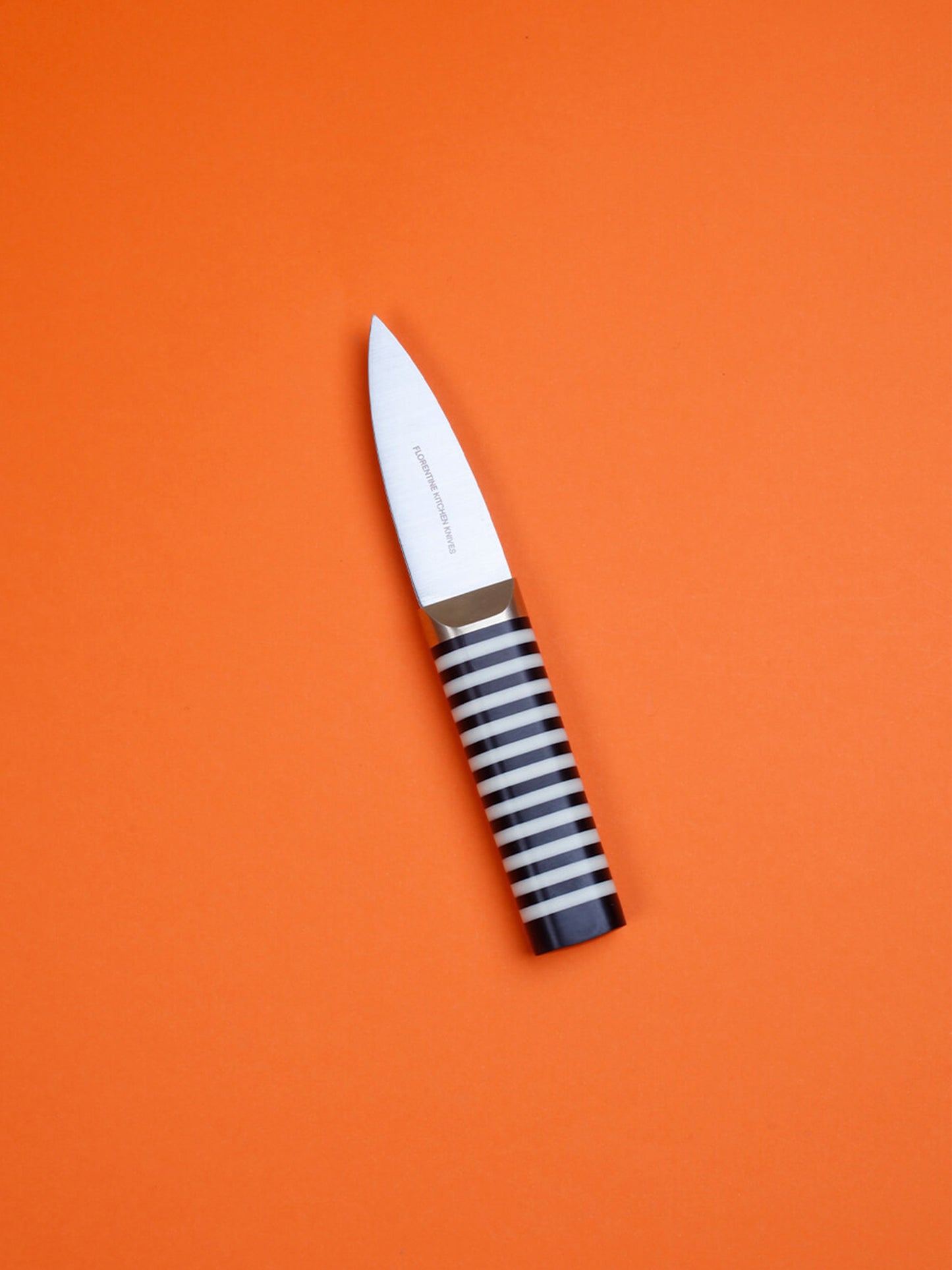 Oyster Shucker (Black/Ivory)
