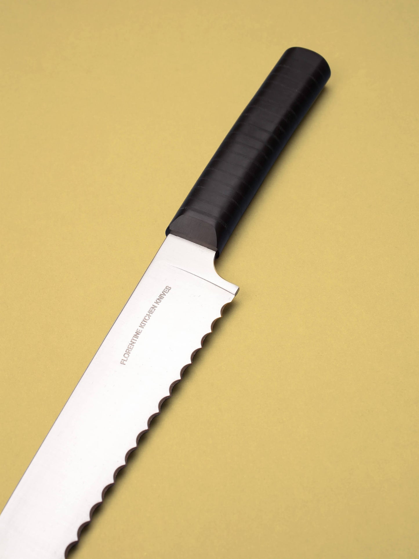 Bread Knife (Black/Black)
