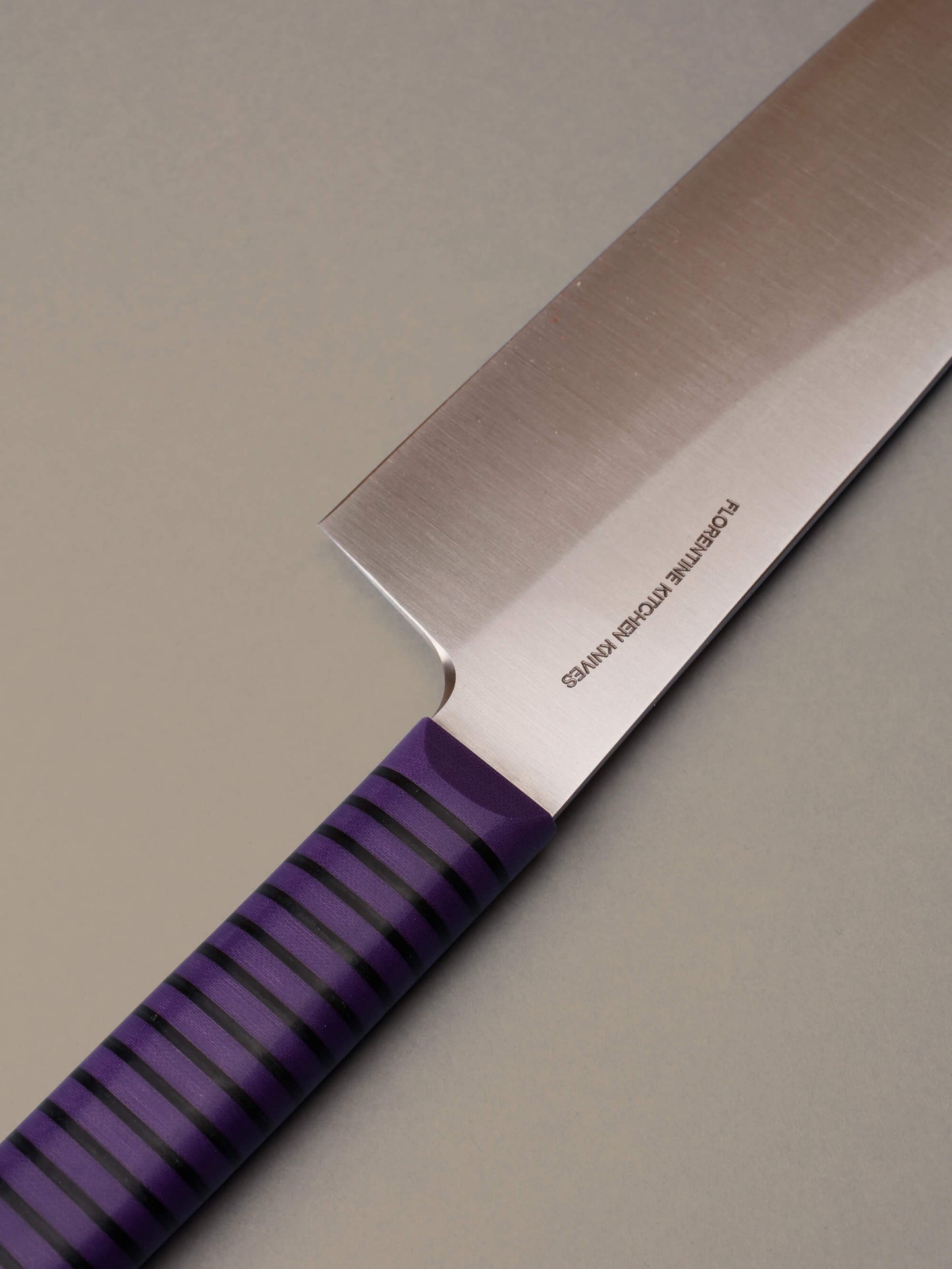 Large Chopper (Black/Purple)