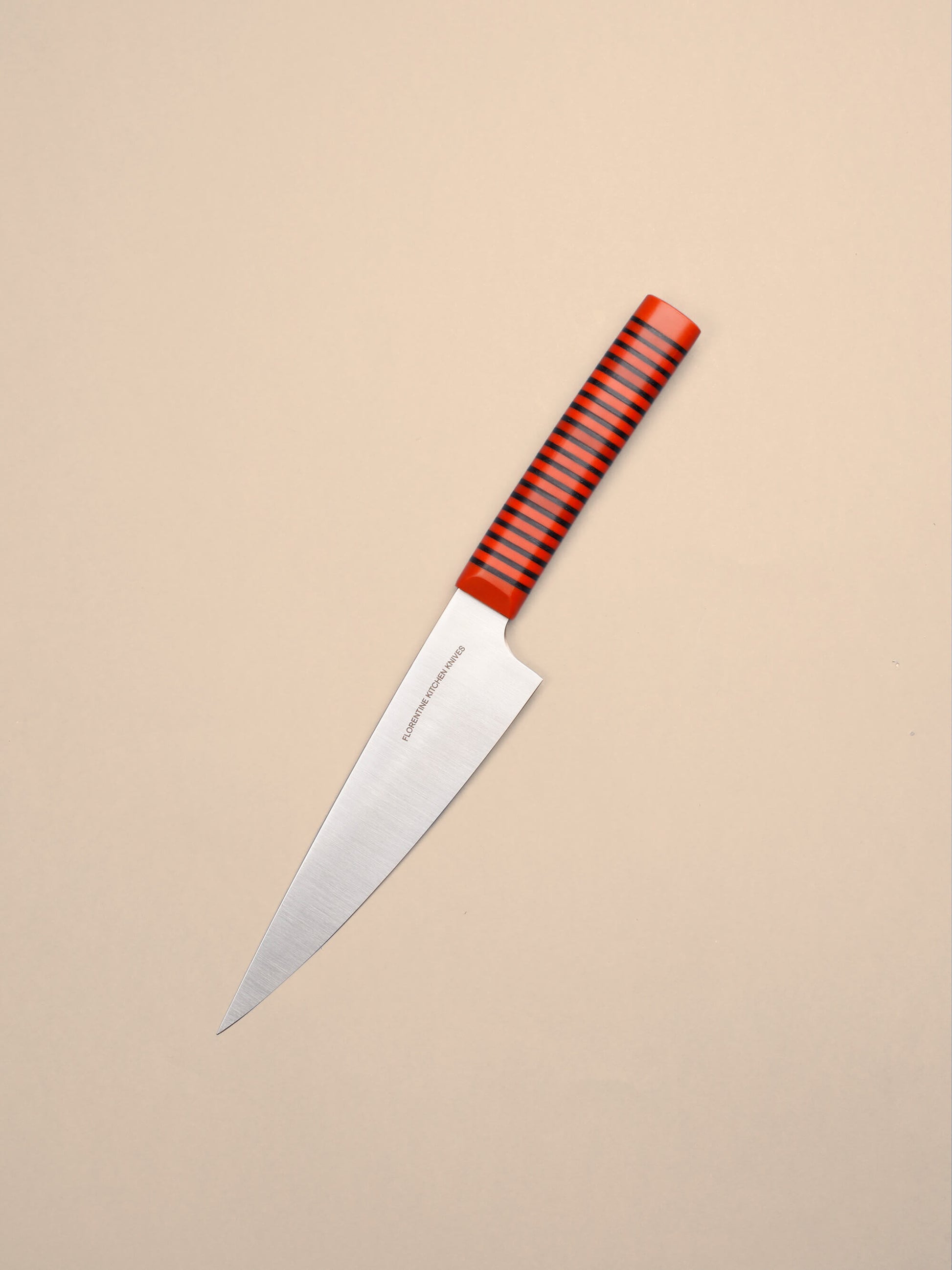 This nimble knife sits between chef and paring. It's ideal for slicing, trimming, and precise prep. Balanced and sharp, Handcrafted in Barcelona.