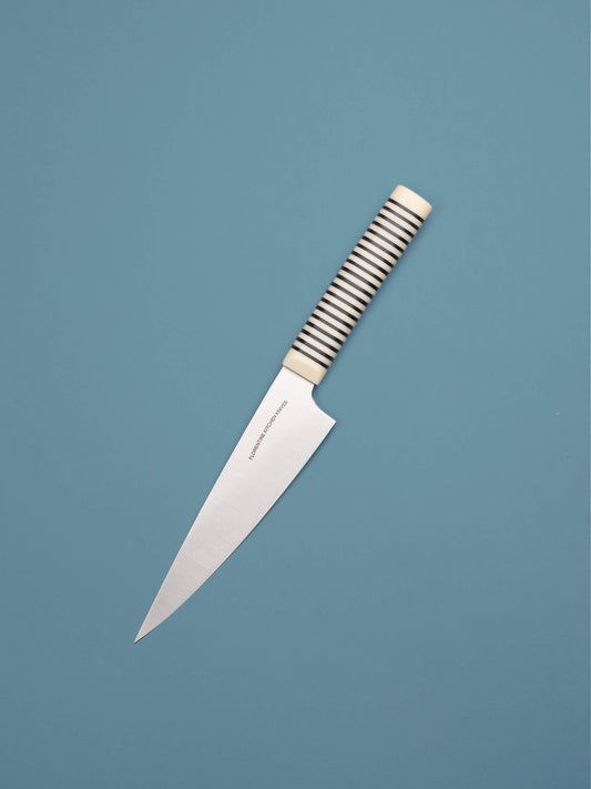 This nimble knife sits between chef and paring. It's ideal for slicing, trimming, and precise prep. Balanced and sharp, Handcrafted in Barcelona.