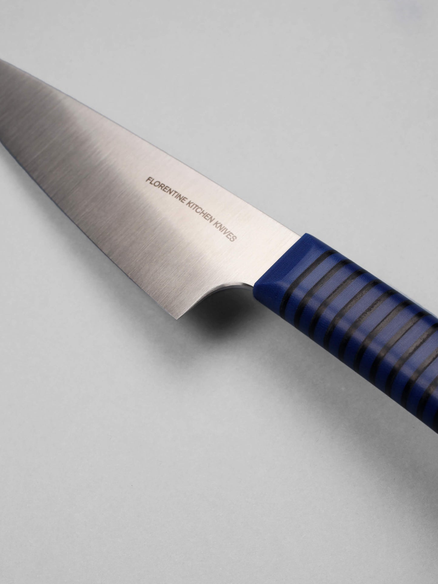This nimble knife sits between chef and paring. It's ideal for slicing, trimming, and precise prep. Balanced and sharp, Handcrafted in Barcelona.