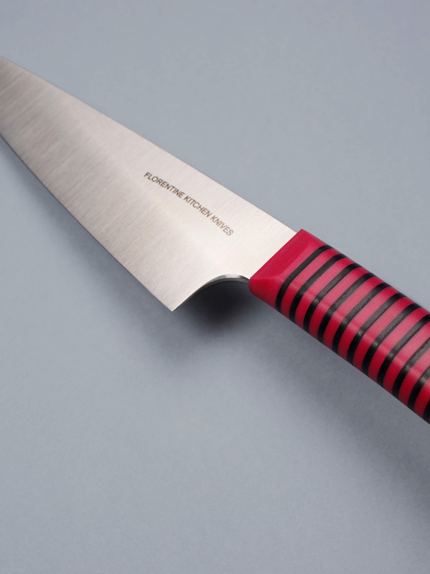 This nimble knife sits between chef and paring. It's ideal for slicing, trimming, and precise prep. Balanced and sharp, Handcrafted in Barcelona.