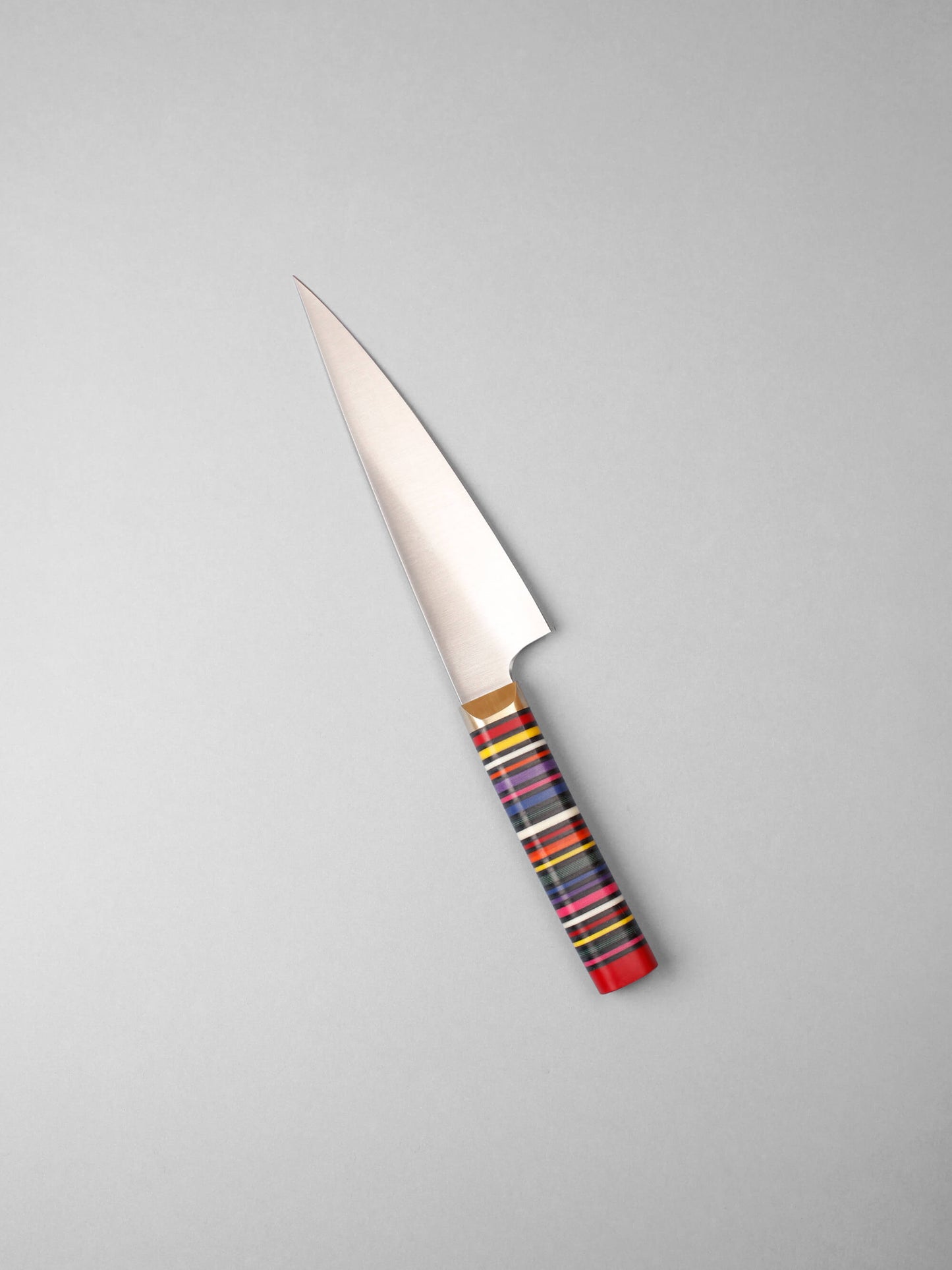 This nimble knife sits between chef and paring. It's ideal for slicing, trimming, and precise prep. Balanced and sharp, Handcrafted in Barcelona.
