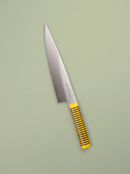 A refined tool for everyday tasks, made in Barcelona with high-carbon steel and Florentine’s signature handle. Sharp, balanced and precise.