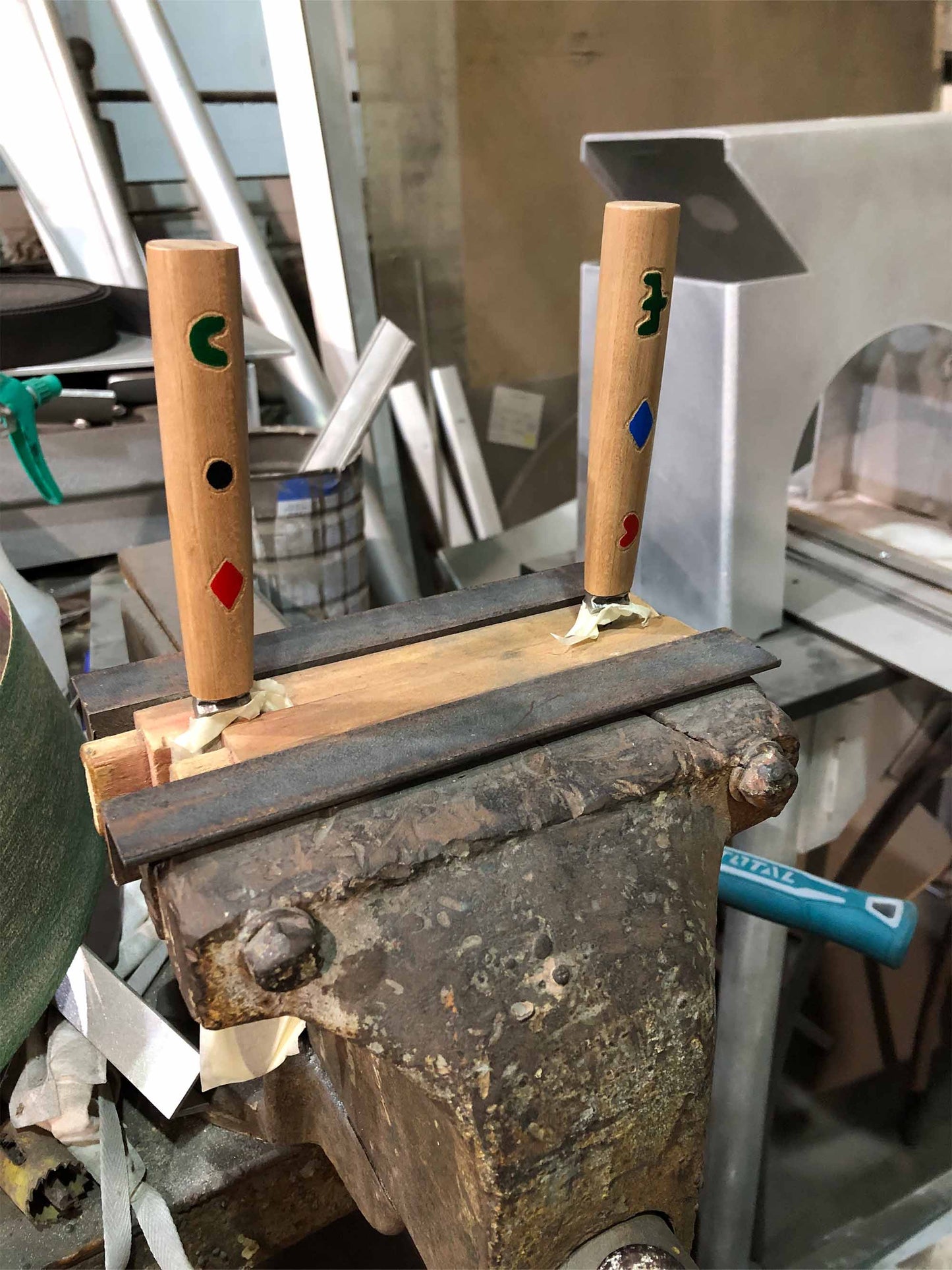 Secret Knives Project—Oded Webman Design Studio (03)