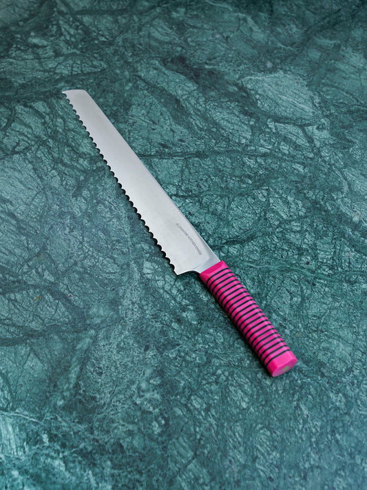 Bread Knife (Black/Pink)