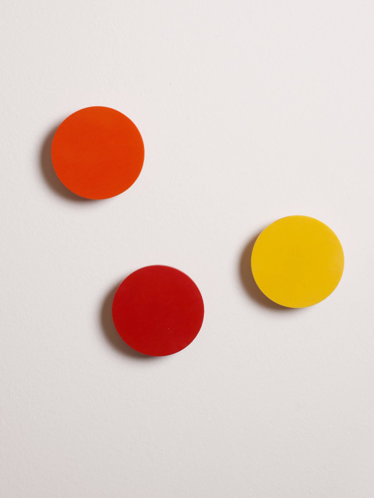 The Single Knife Wall Magnet (Yellow)