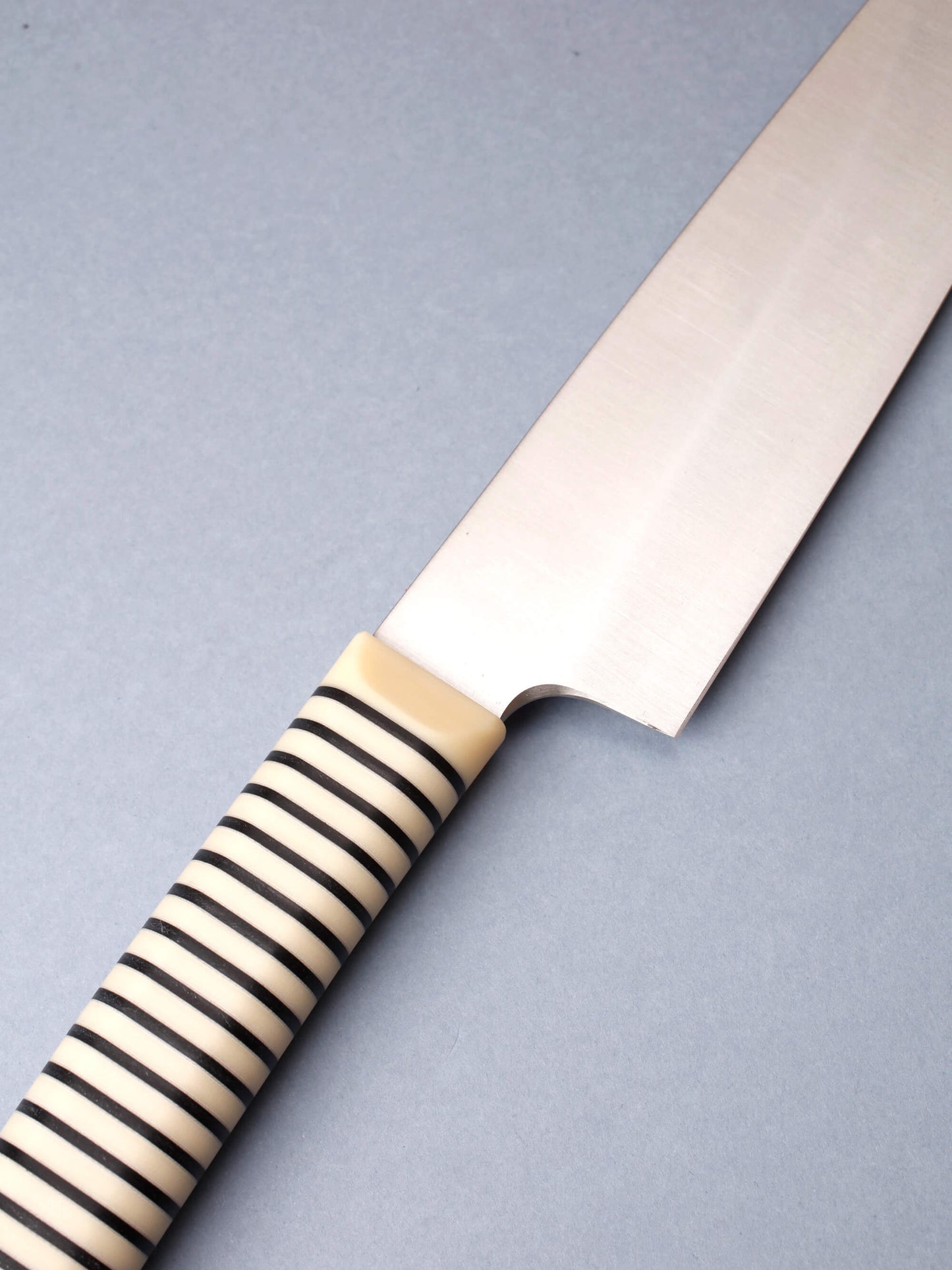 Slicer (Black/Ivory)